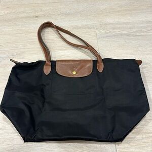 Longchamp Le Pliage medium tote in Black